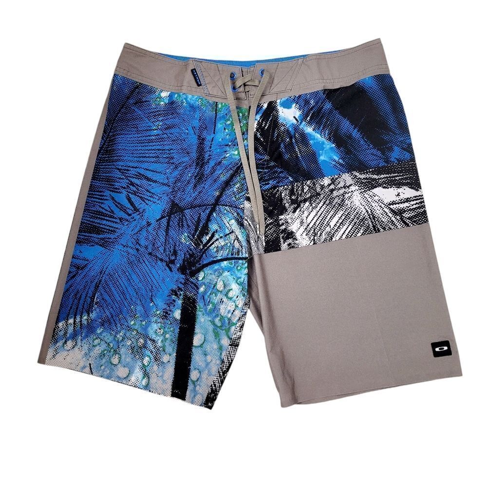 2/$20 Oakley Grey & Blue Swim Pants Size: 34